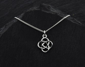 Celtic Knot Necklace Sterling Silver Pendant. Scottish Necklace Minimalist Jewelry Wedding Gift. Celtic Necklace Irish Love Knot Jewelry