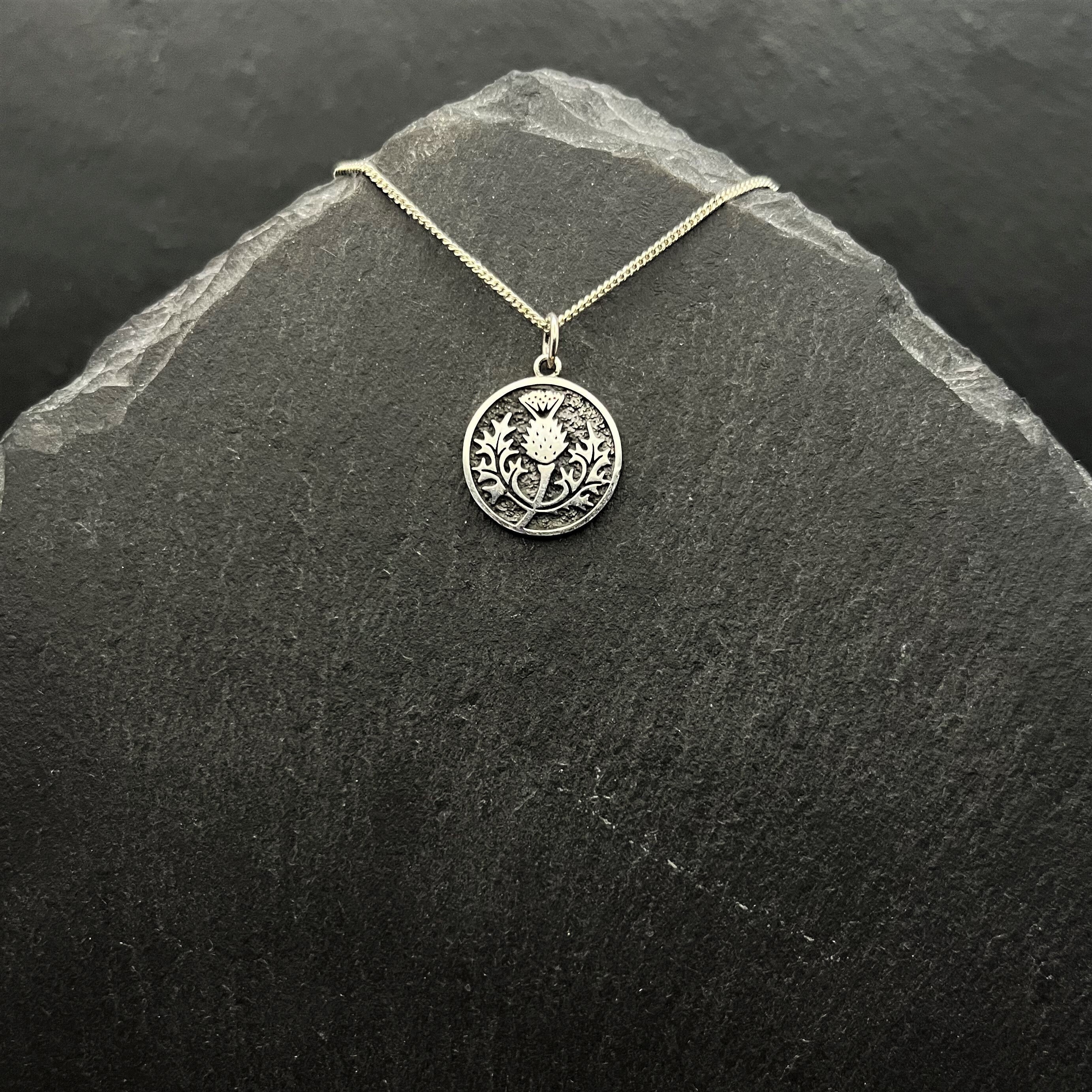 Collier Pendentif Vintage Estampillé Scotland - Chaîne Argenté - Bijou Fantaisie Femme - Occasion