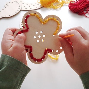 Montessori Nähset; Kinder Kit mit Plastiknadel nähen; Stickpackung für Vorschulkinder, Erste Nähfertigkeiten für Kinder