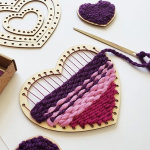 Micki Métier à tisser carré - Kit de bricolage pour enfants et adultes - Métier à tisser pour enfants - Jouet de fil en bois pour débutants - Âge 3+ - 120