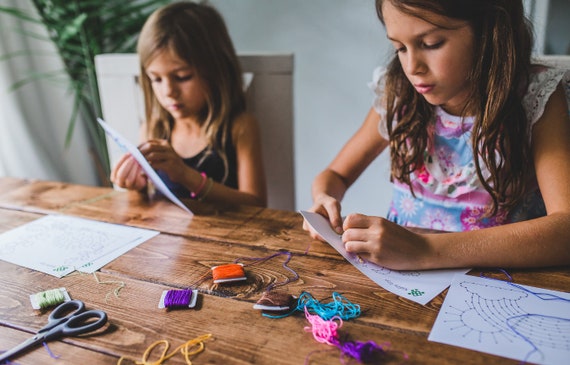 Kids Sewing Kit With Cardboard Cards to Learn to Sew for Beginners.  Montessori Homeschooling Fine Motor Skills. Christmas Stocking 