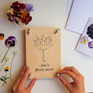 Wood Flower Press Personalized, Nature and Flower Lover Gift, Craft Kits for Kids and Adults, Custom Name Engraved Portable Flower Press Kit