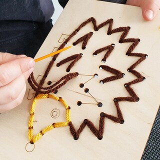 Gutermann Filo Per Cucito 32 Colori 64 Kit Di Filo Da Cucito Scatola Di Immagazzinaggio - Accessorio Completo Per Macchina Da Cucire Mini Macchina Da Cucire