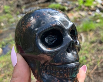 Red obsidian skull, red obsidian, mahogany obsidian crystal, volcanic glass, altar stone