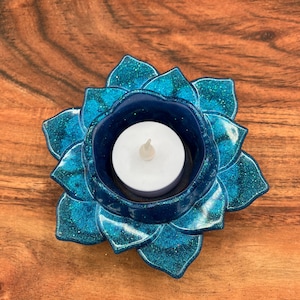 Lotus flower candleholder, tea light holder, resin art, handmade candleholder