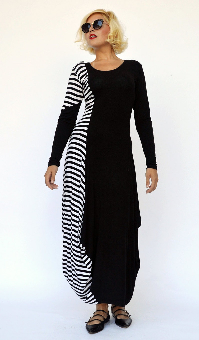 long black dress without sleeves