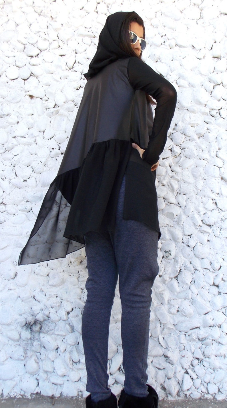 Gotische asymmetrische Hoodie tuniek, extravagante zwarte Top TT37 door TEYXO afbeelding 3