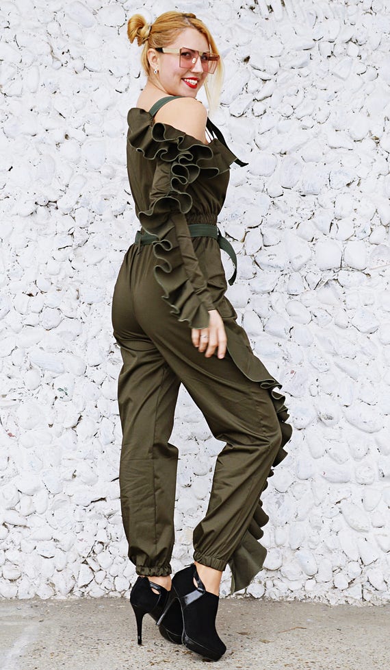 Tuta in cotone militare, largo spalla tuta, tuta kaki con balze TJ34, tuta  militare della chiusura lampo, Haute Couture, vestiti delle donne -   Italia