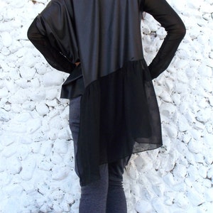 Gotische asymmetrische Hoodie tuniek, extravagante zwarte Top TT37 door TEYXO afbeelding 4