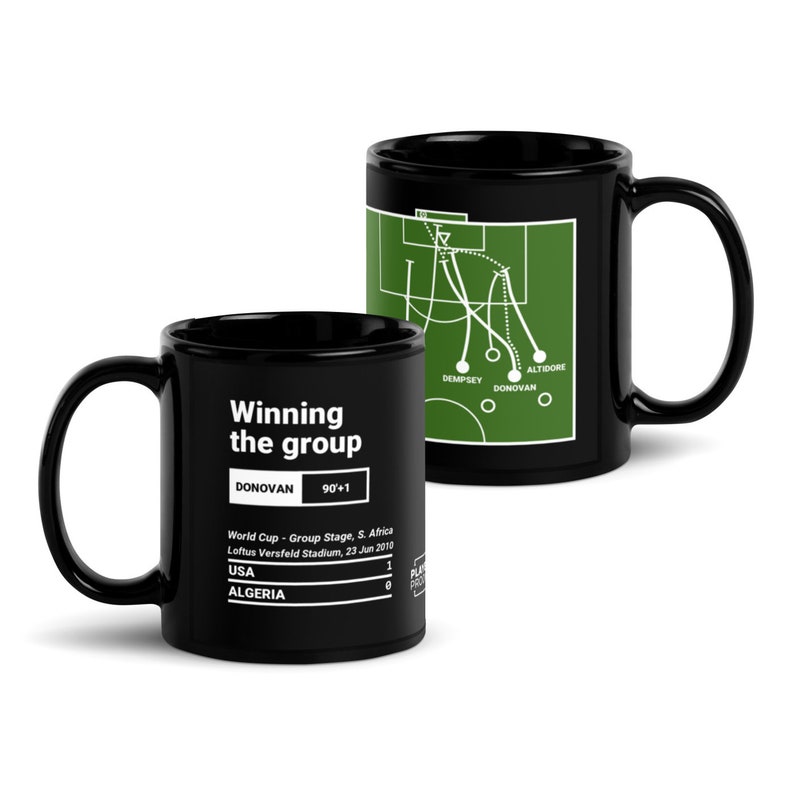 Greatest USMNT Plays Mug: Winning the group (2010) Field Black