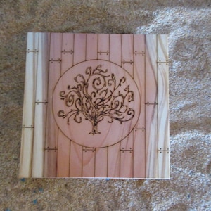 Fairy Garden Miniatuur Sequoia Deck met Tree of Life fairy decor accessoire