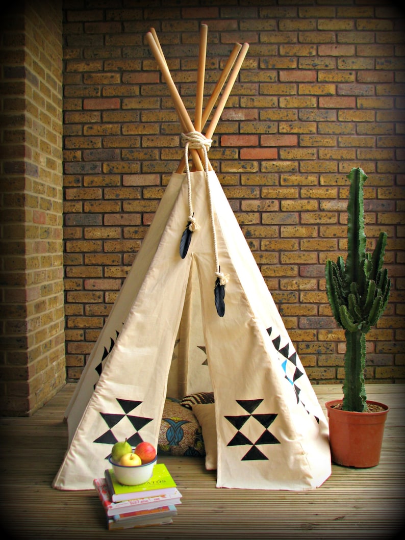 Teepee tent, playtent, handprinted, natural cotton fabric image 1