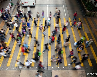 Fotografía de Bellas Artes - Hong Kong concurrida travesía de la calle. ciudad más poblada del mundo.