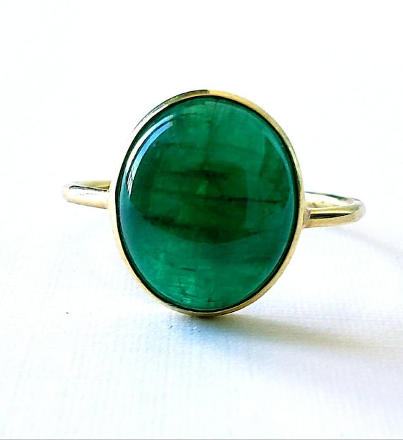 Emerald ring | cabachon emerald ring | 18k emerald