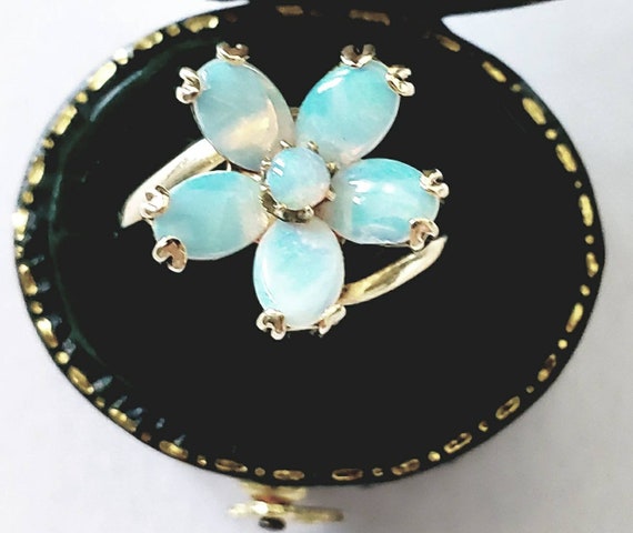 Vintage Opal daisy ring | Opal flower ring | 14k … - image 1