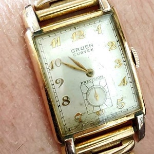 Gruen Curvex wristwatch | 42 mm.  Curvex  | 10k gold filled Gruen watch