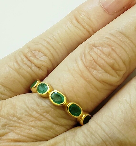 18k emerald ring | eternity gem band | emerald st… - image 4