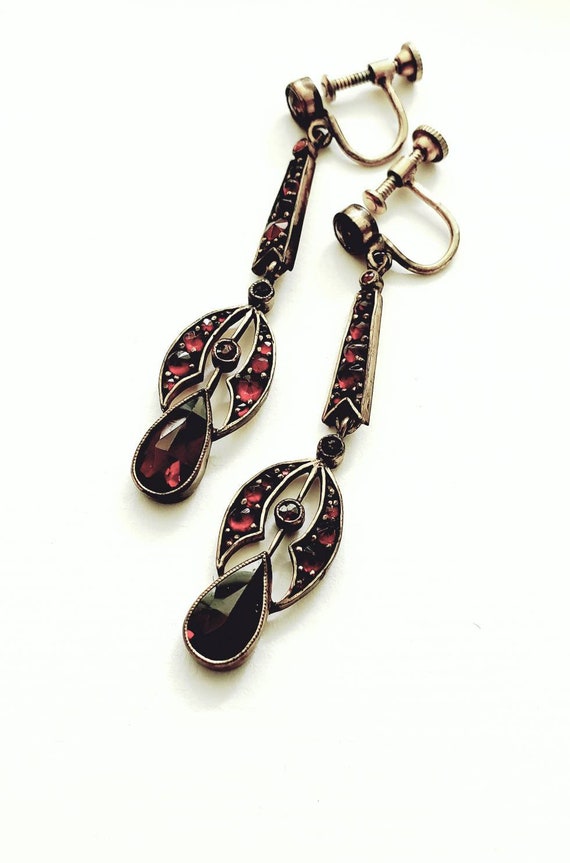 Art Nouveau Garnet earrings | antique garnet earri