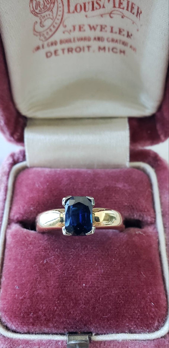 Jean Francois Albert sapphire ring | 18k sapphire 
