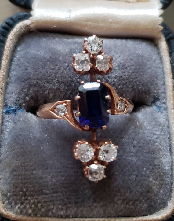 Antique  diamond sapphire ring | Mine cut diamond 