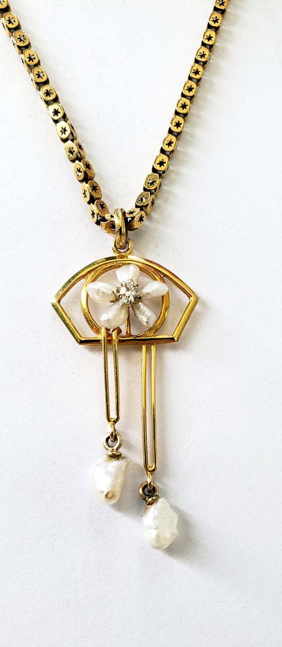 Antique pearl diamond lavalier | pearl pendant