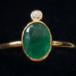 18k emerald ring | 18k diamond ring | bezel set emerald ring