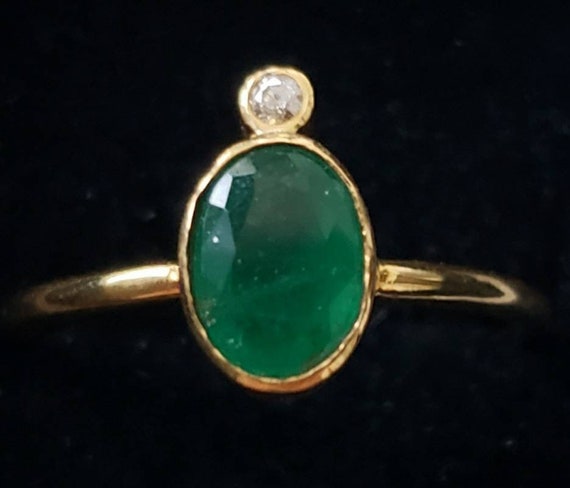 18k emerald ring | 18k diamond ring | bezel set e… - image 1