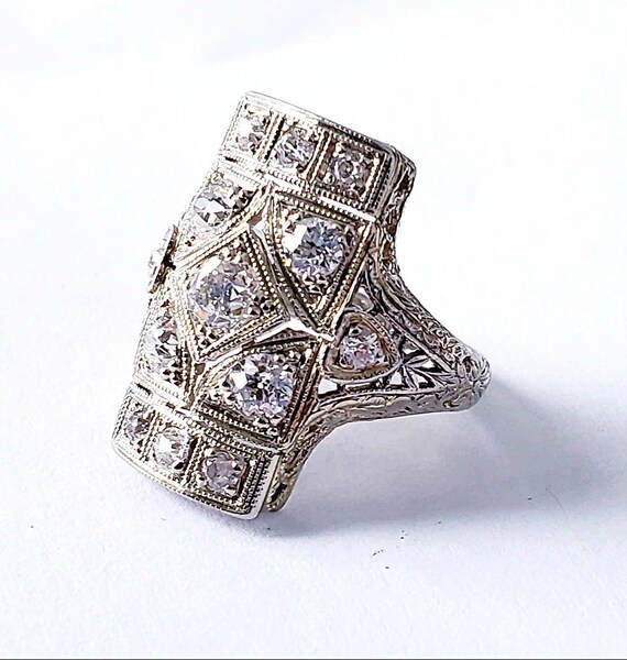 Circa 1920 art deco Diamond ring | 18k diamond en… - image 10
