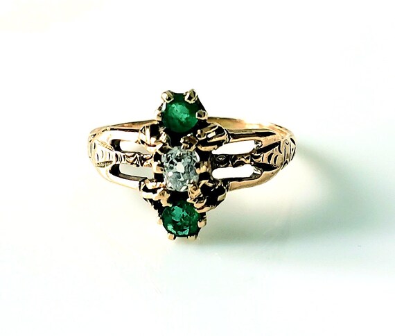 Antique Victorian ring | Antique Emerald diamond ring | Tiny emerald diamond ring