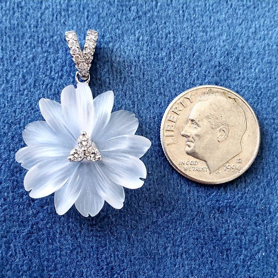 18k crystal flower pendant | diamond pendant | cr… - image 3