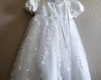 Conjunto de 3 piezas de encaje para bautizo: vestido de bautizo, gorro y diadema.