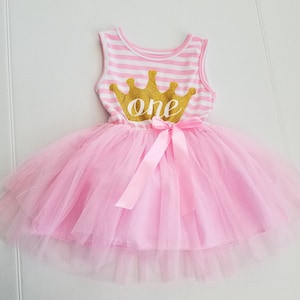 2-Piece First Birthday Outfit Girl: Pink Tutu Dress & Crown Set