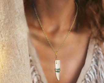 Handmade Boho Necklace, Hand Painted Horn Pendant, Tribal Tooth Jewelry, Thread Wrapped Pendant, Boho Horn Pendant, Unique Gift for Her