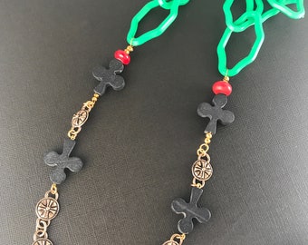 Handmade Baroque Haute Couture Dolce Goth Spade Necklace Royal Medieval Sexy High Fashion Choker Shield Sword Cross Metal Warrior Chain
