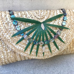 Hecho a mano Palm Abalone Shell Clutch, Bolsa de playa, Bolsa de hoja de palma, Bolsa Boho, Bolso de festival, Borde de la cáscara, Bolsa tropical, Novia, Boda tropical