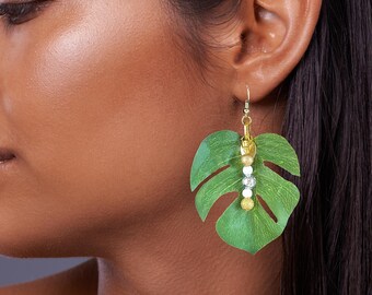 Handmade Tropical Palm LEAF Earrings, Unique Vacation Earrings, Exotic Statement Earrings, Beaded Leaf Earrings, Plant Lover Earrings, Sexy