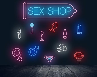 Sexshop blowjob with audience - Naked photo