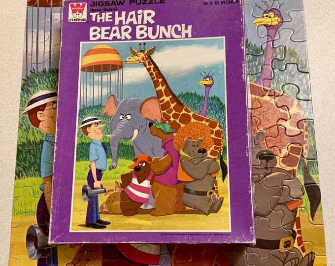The HAIR BEAR BUNCH Vintage Jigsaw Puzzle, 1974, 100 Large Piece Puzzle by Hanna Barbera, Complete!