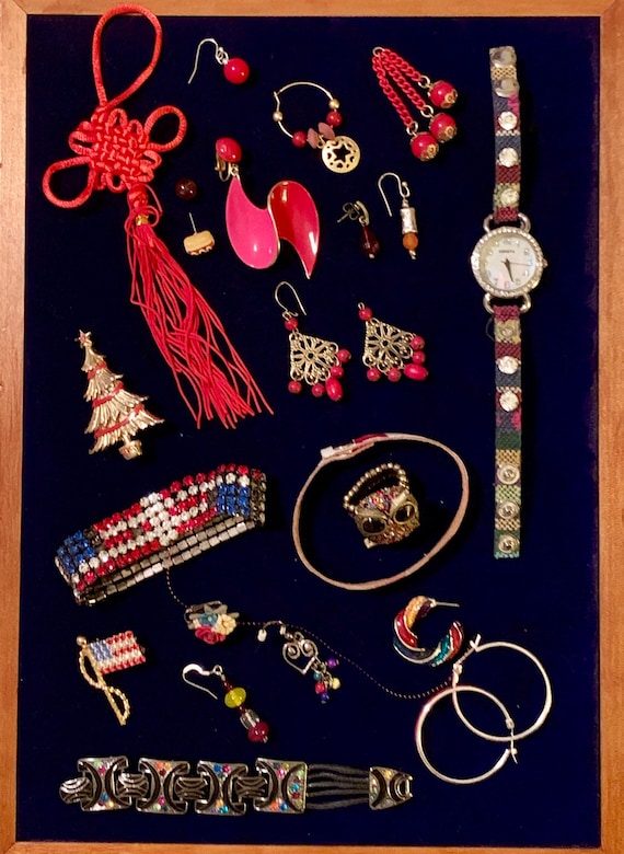 VINTAGE Jewelry Lot in RED, Blue, Green Colors, No
