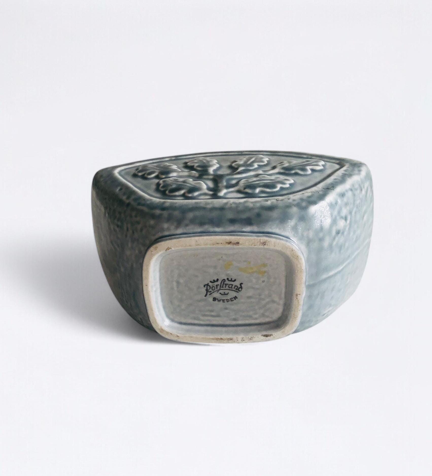 グンナー・ニルンド「エクレフ」ロールストランドの彫刻花瓶 – グレー