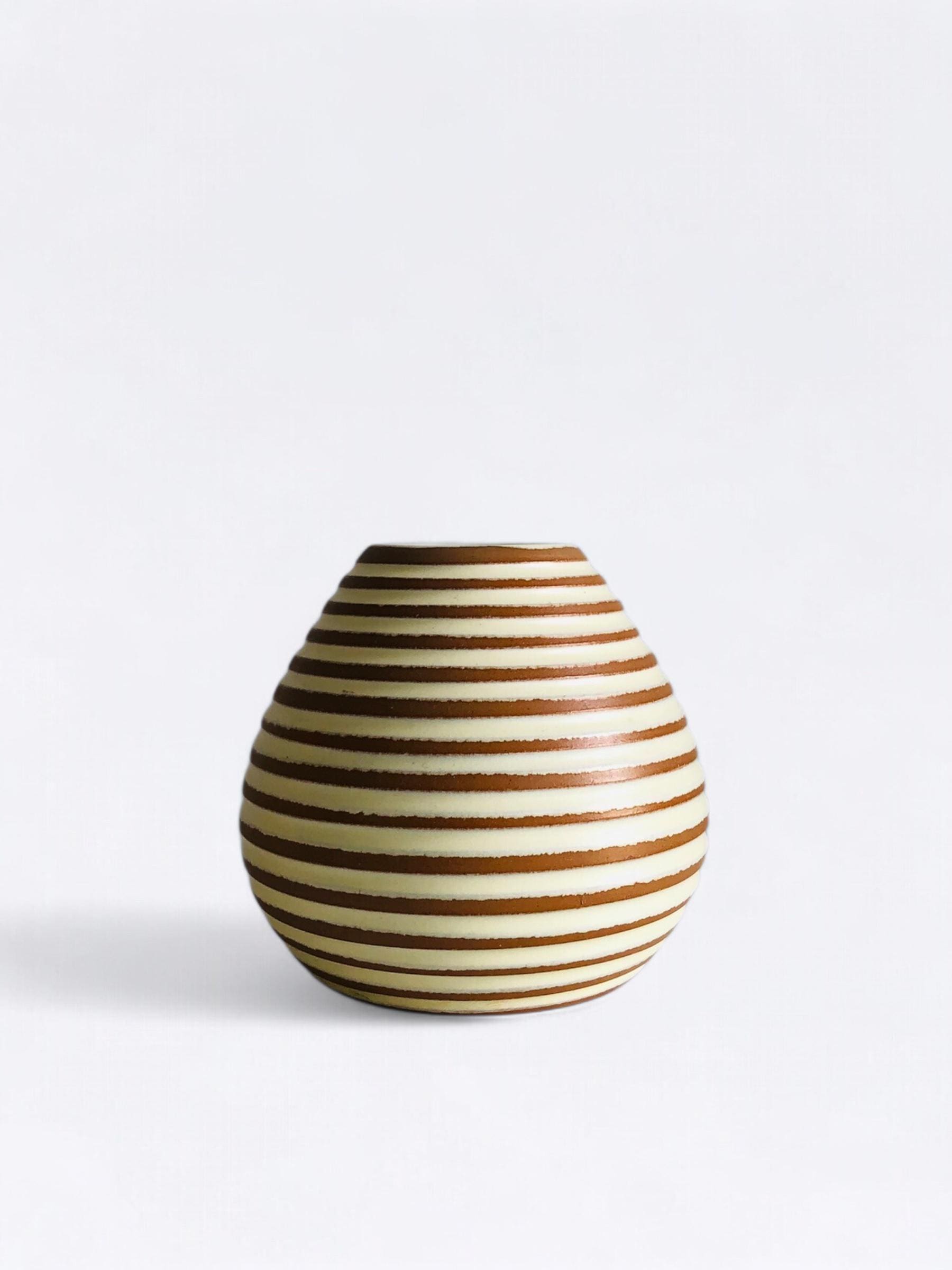 北欧　Upsala Ekeby イングリッド・アッテルベリ　花瓶　アンティーク 北欧 Upsala Ekeby イングリッド・アッテルベリ 花瓶 アンティーク