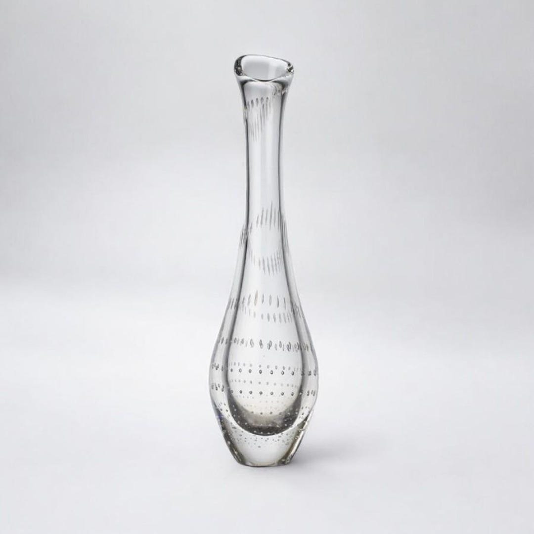 Vintage Vicke Lindstrand Art Glass Vase: Kosta Boda Controlled