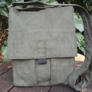 Sac à bandoulière en velours côtelé