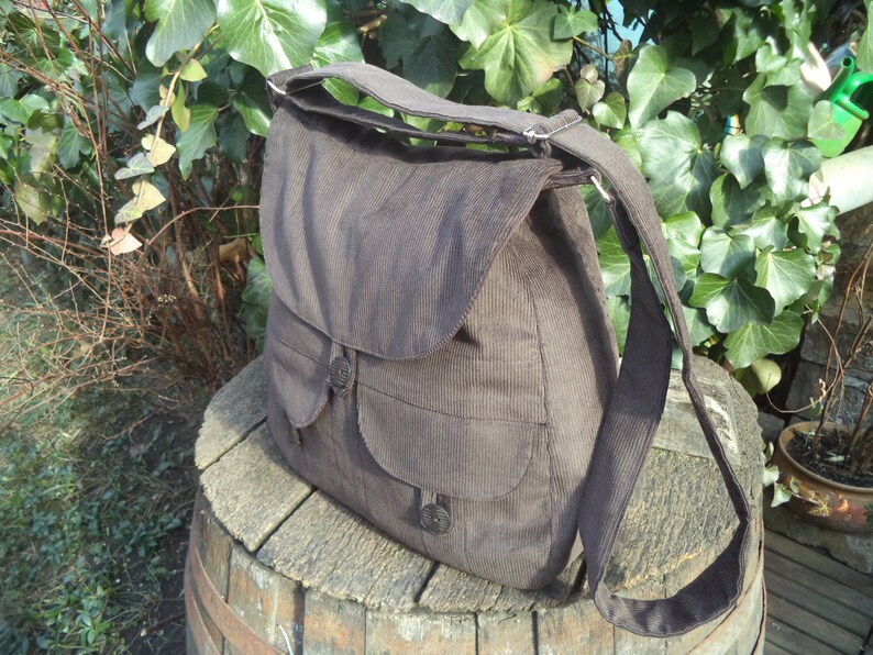 Brown corduroy messenger bag,buttoned big bag