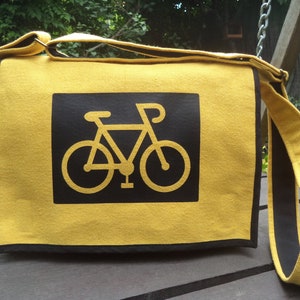 Canvas Shoulder Bag With Bicycle