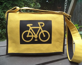 Canvas Shoulder Bag With Bicycle