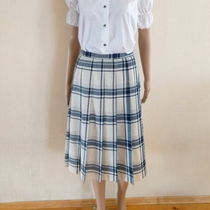 Vintage Finland Checkered Women Accordion Half Wool Skirt Small to Medium Size