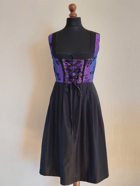 Vintage Womens Dirndl Bavarian Oktoberfest Cotton