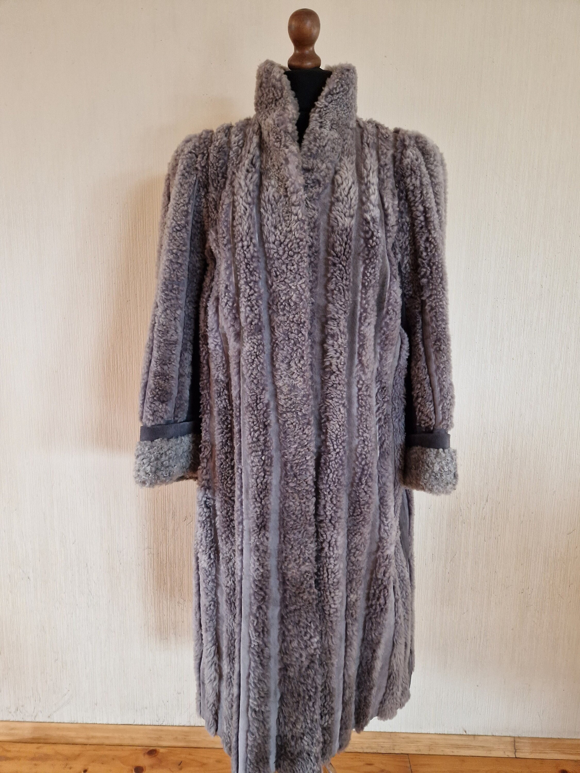 Veste Marine Finlandaise M19 – Vintage Années 1920 – Manteau Marin Faon – Taille Grande