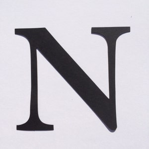 Letra o número grande de cartón troquelado - 4 pulgadas / 10 cm